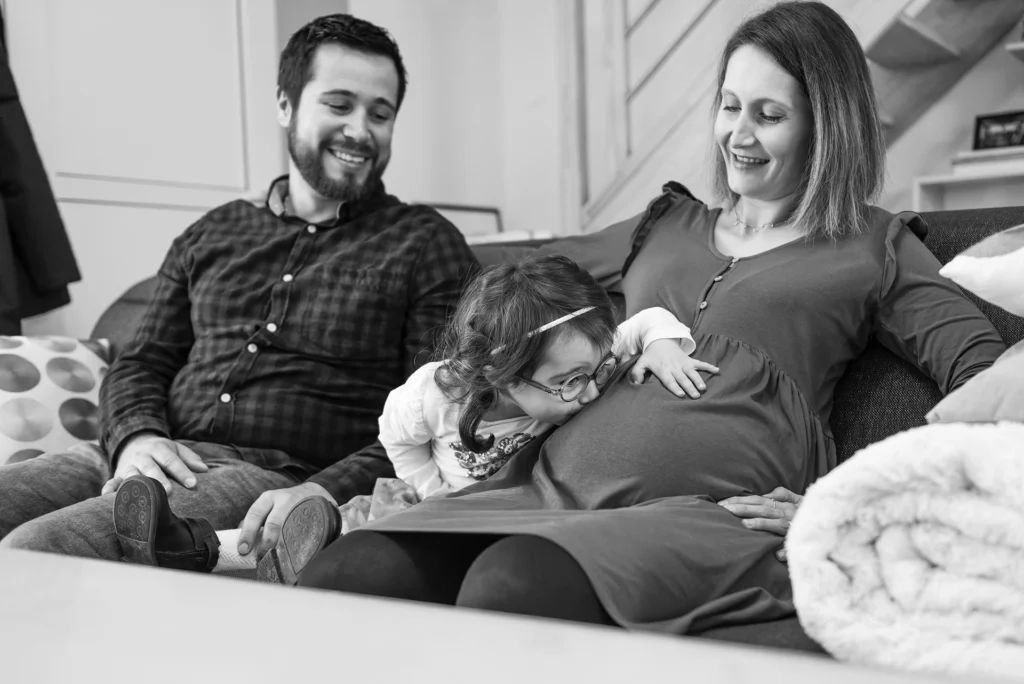 Shooting photo grossesse en famille à domicile