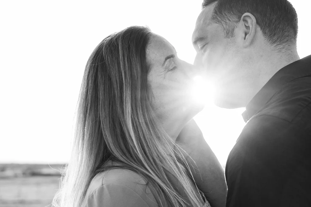 Une séance couple avant mariage dans le Loiret, une bulle d'amour dans lieu magnifique proche de Blois.